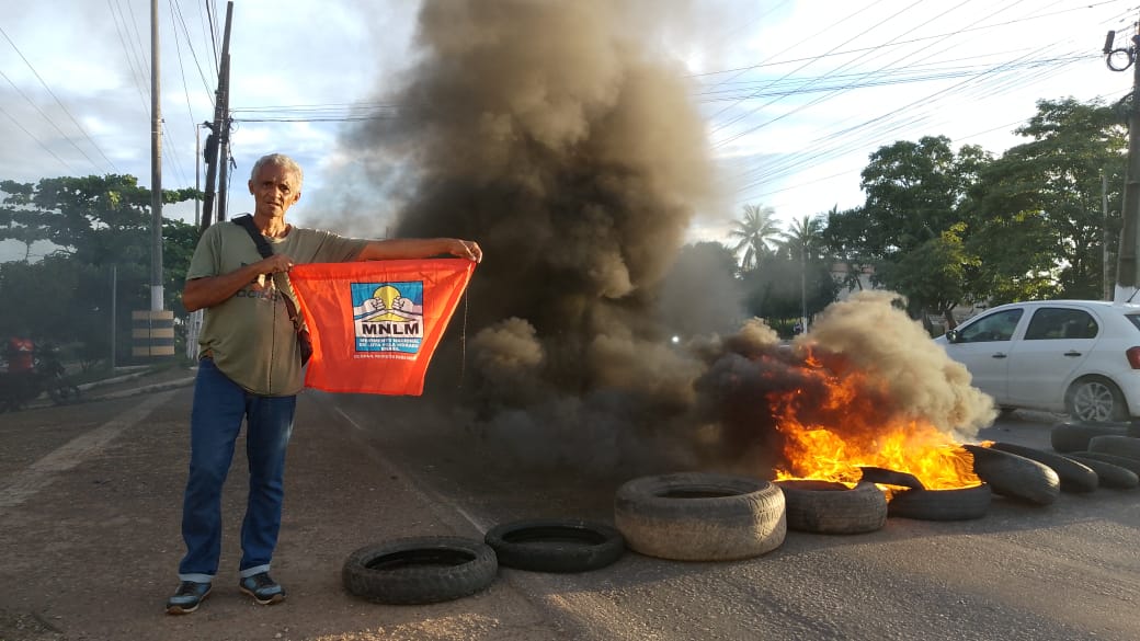 Protesto na BR-222