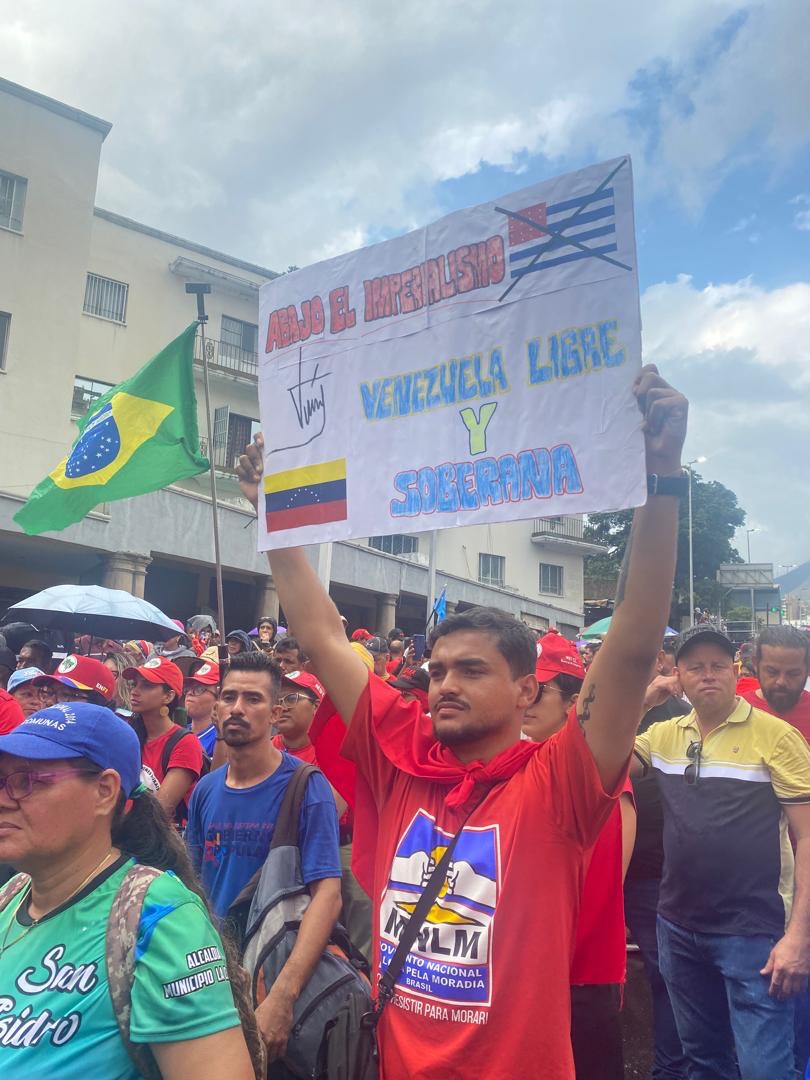 MNLM participa de atos em defesa da Venezuela